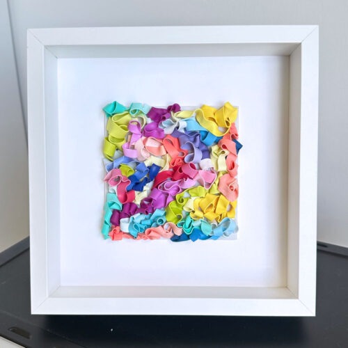 Delight – Serie „Color Ribbons“ Originalkunstwerk | 25 x 25 cm